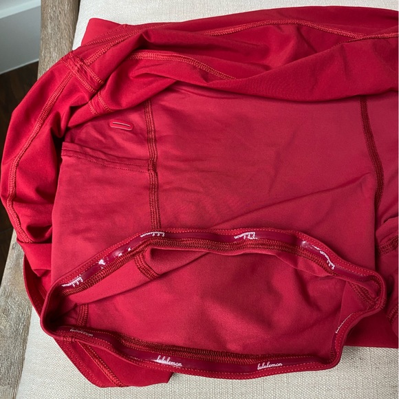 Lulu lemon tennis skirt - Picture 3 of 4